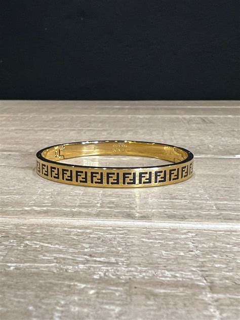 bracciale fendi plastica|Fendigraphy .